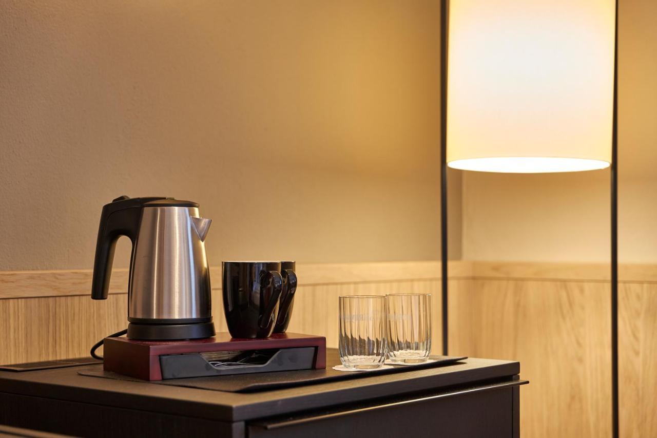Hotel Zur Waldbahn 즈위젤 외부 사진