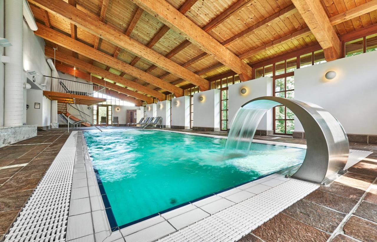 Hotel Zur Waldbahn 즈위젤 외부 사진