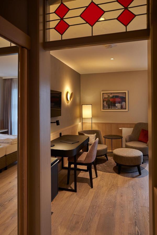 Hotel Zur Waldbahn 즈위젤 외부 사진