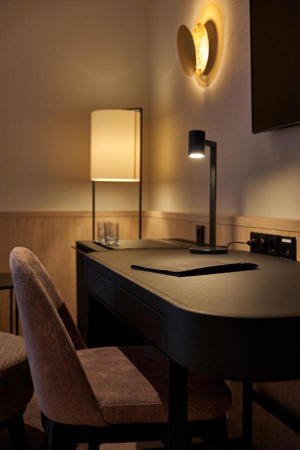 Hotel Zur Waldbahn 즈위젤 외부 사진