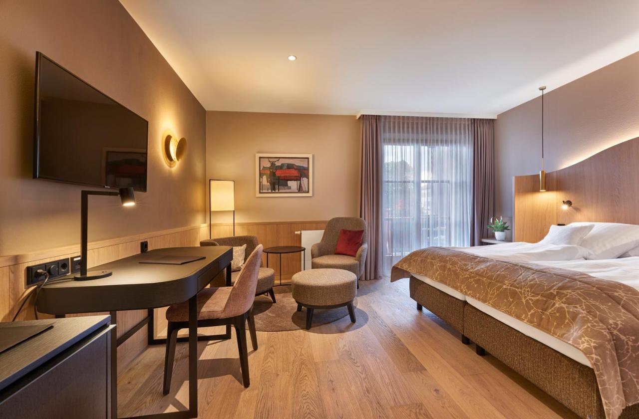 Hotel Zur Waldbahn 즈위젤 외부 사진