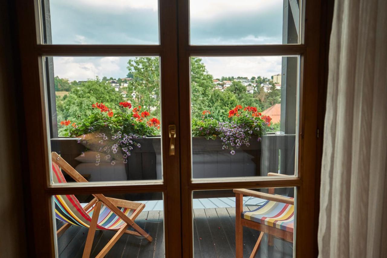 Hotel Zur Waldbahn 즈위젤 외부 사진