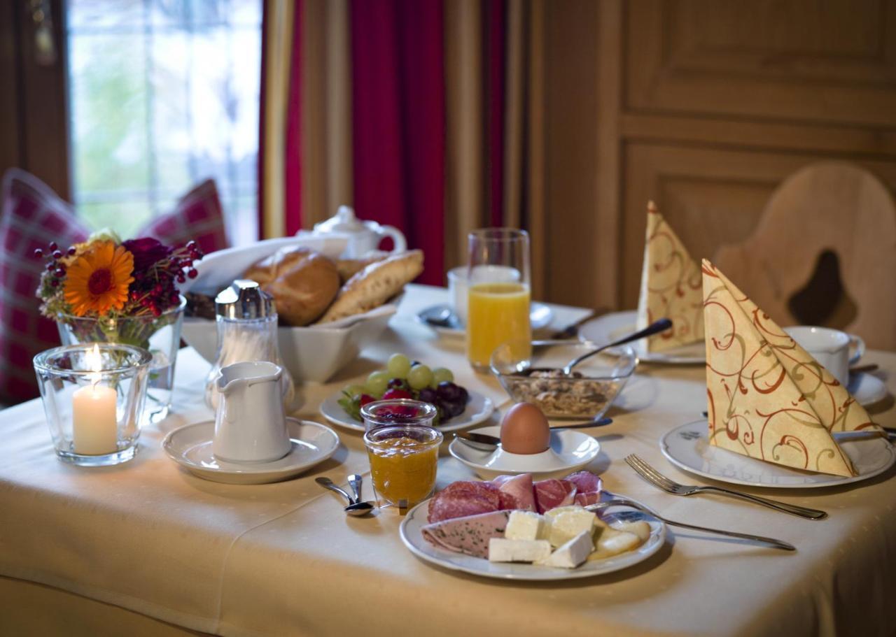 Hotel Zur Waldbahn 즈위젤 외부 사진